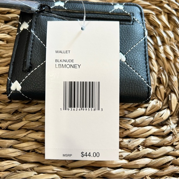 Betsey Johnson Wallet Luv Betsey Quilted Heart - Picture 2 of 8